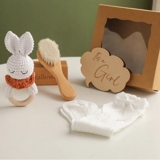 Newborn Baby It's a Girl or Boy Gift Set